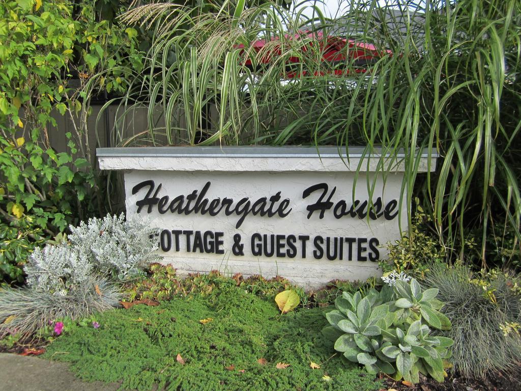 Heathergate Cottage And Suites Victoria Buitenkant foto